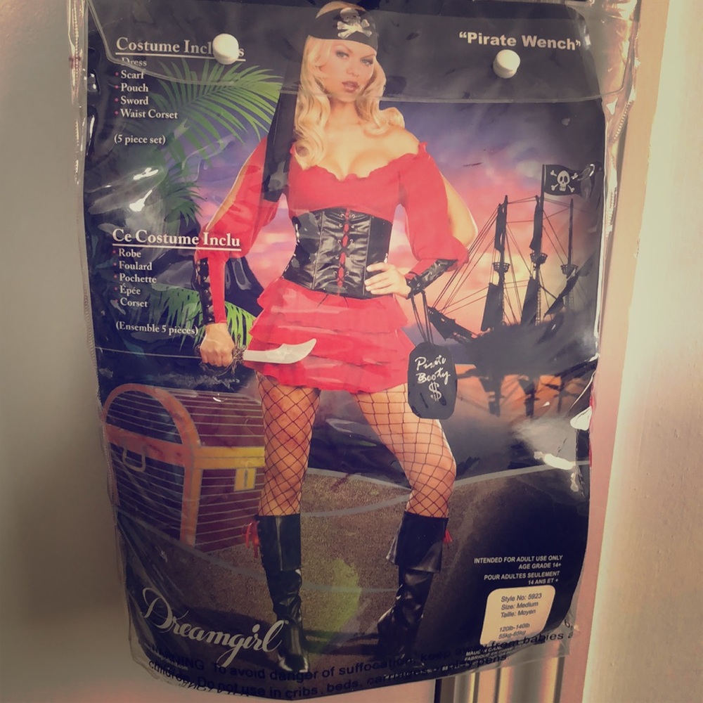 Women’s Pirate costume